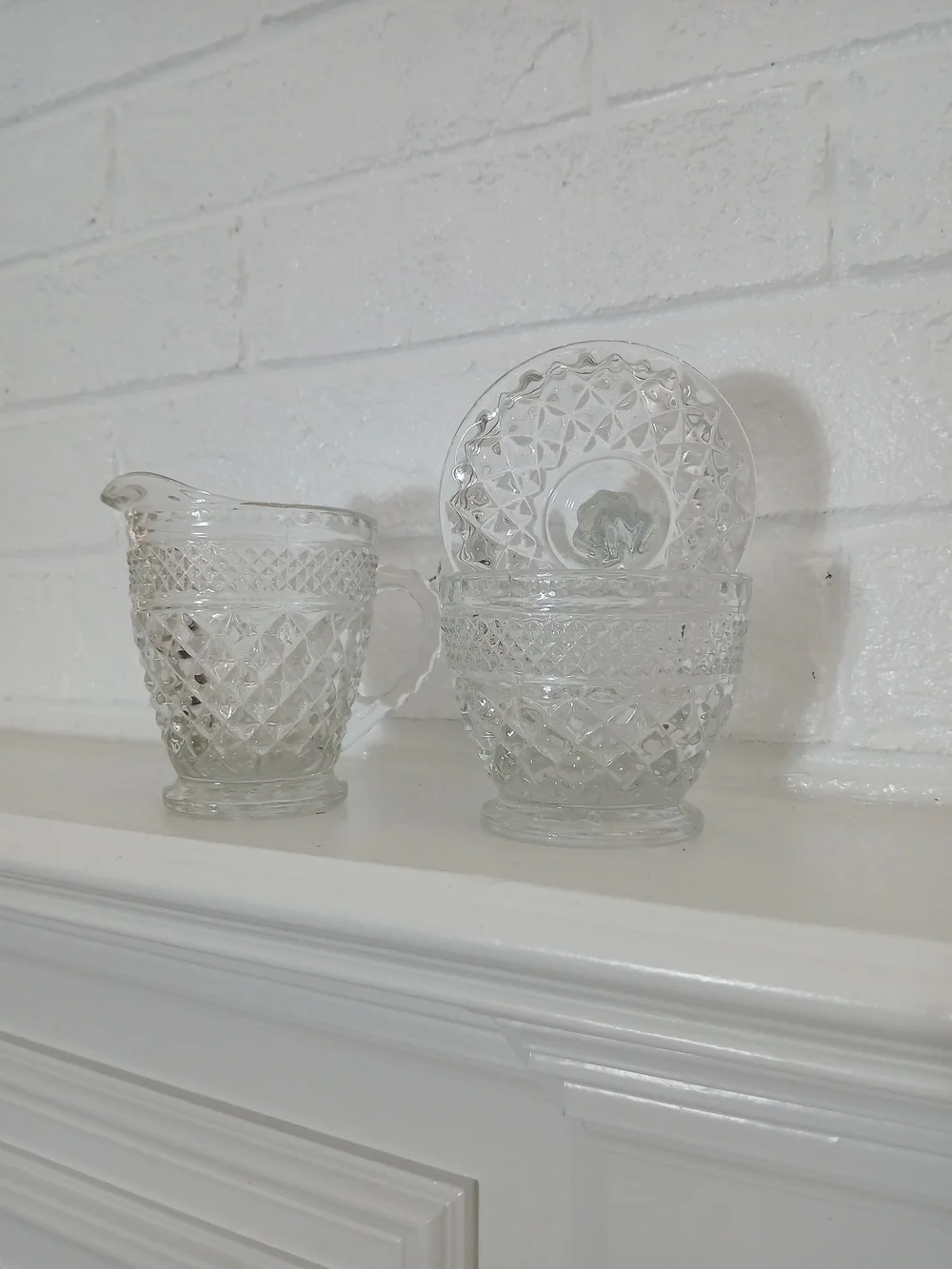 Vintage Diamond-Cut Clear Glass Creamer & Lidded‎ Sugar Bowl Set
